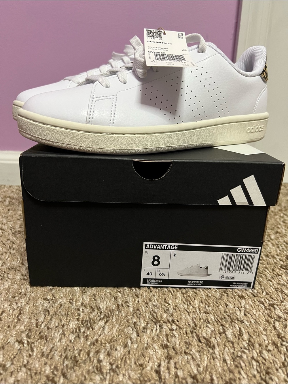 adidas Women’s Advantage White Sneakers - Size 8 NWT